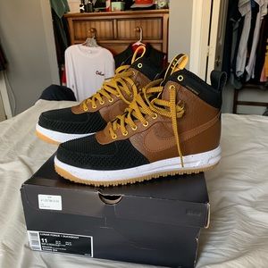 Brand New Nike LF1 Duckboot
